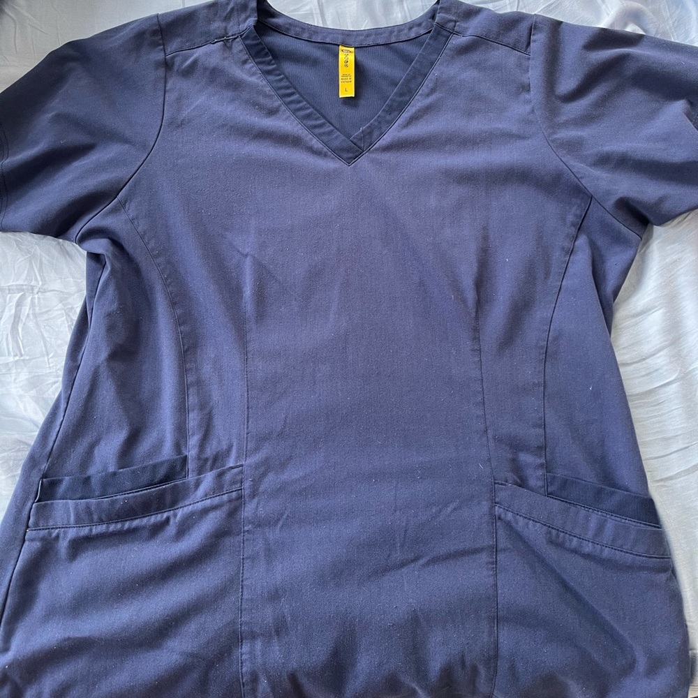 Winkylux navy scrub top
